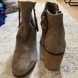Dolce Vita Suede Booties, size 10